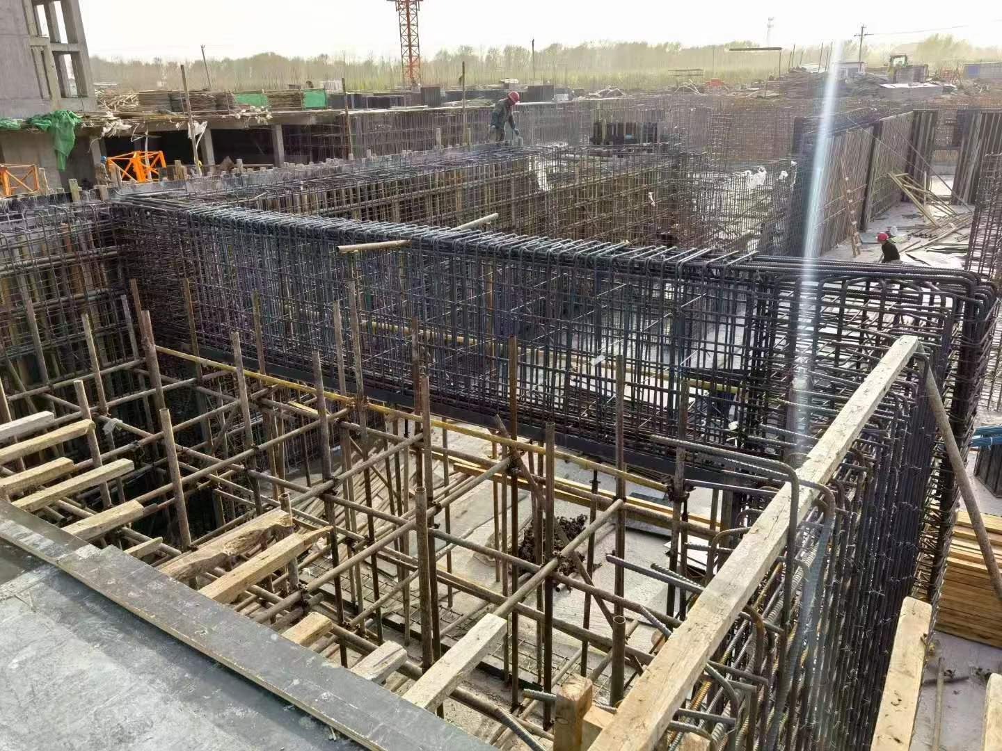 昌吉建筑基础筏板施工时混凝土有哪些常见问题?